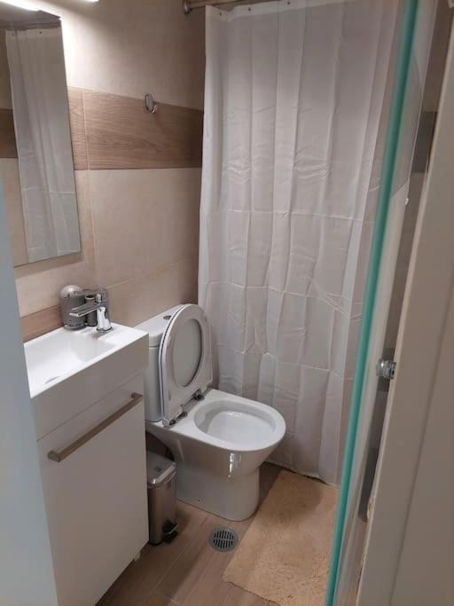 Cozy, Sunbathed, 30M2 Apartment Atena Exterior foto